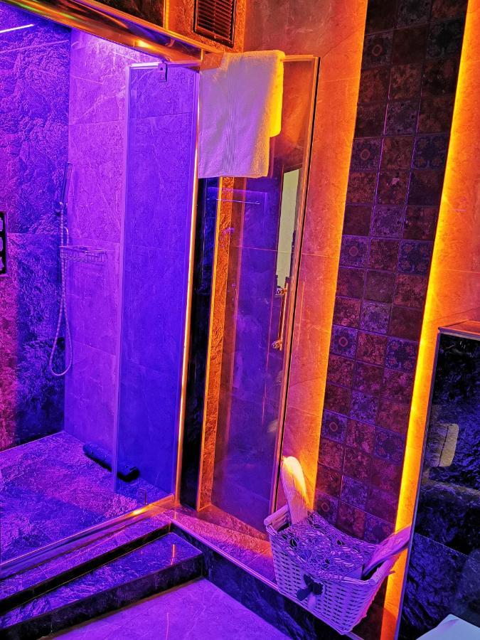Crystal Central Apartment Брашов Екстериор снимка